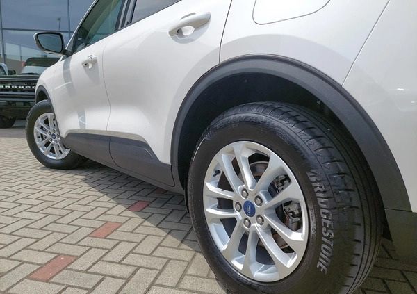 Ford Kuga cena 105000 przebieg: 12835, rok produkcji 2021 z Ćmielów małe 704